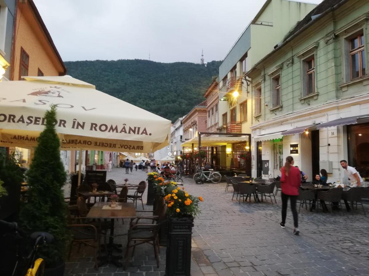 Weiss Little Palace Braşov Exterior foto