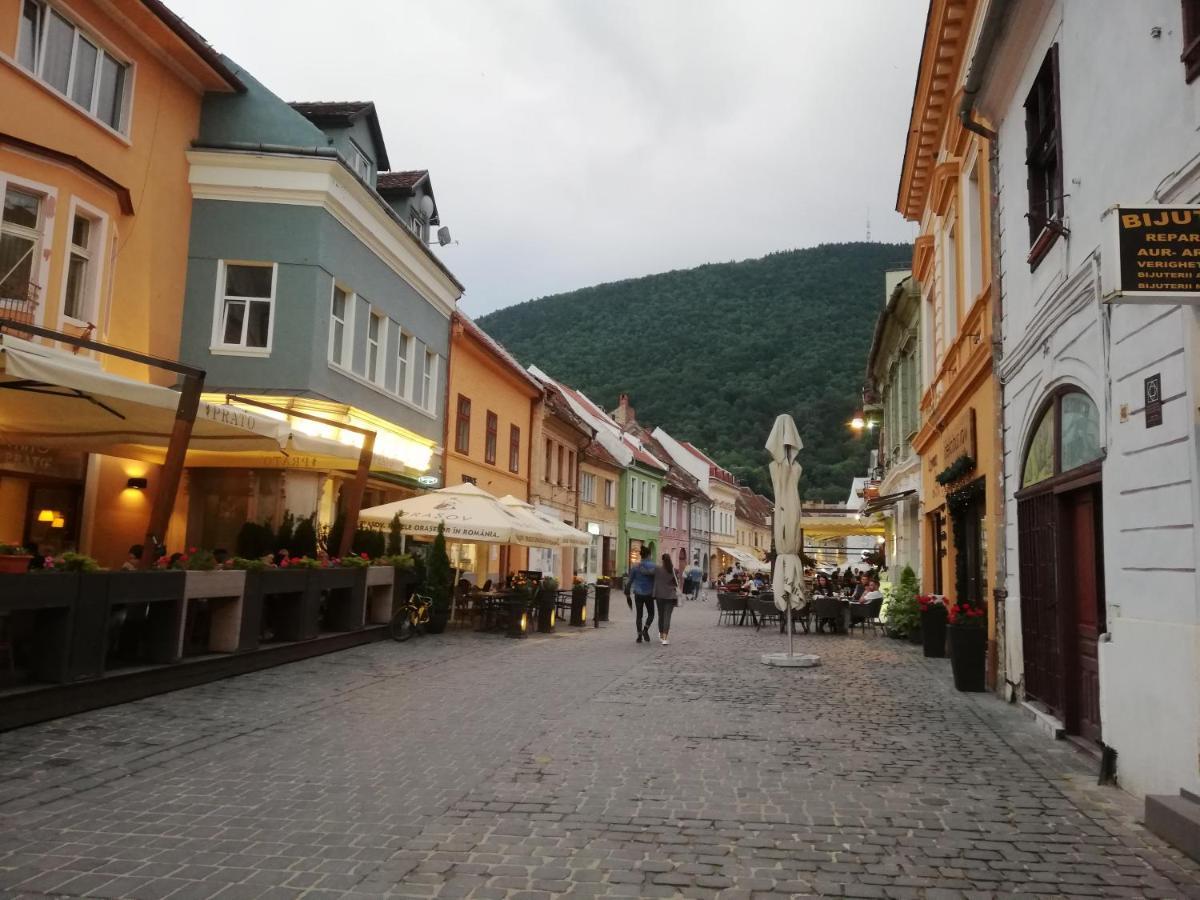 Weiss Little Palace Braşov Exterior foto